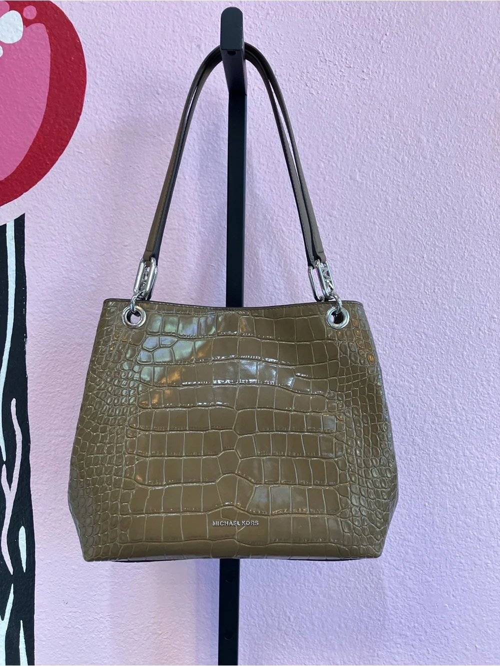 NWT MICHAEL Michael Kors Tan Kensington Large Croc-Embossed Leather Bag Purse